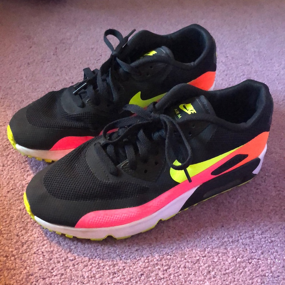 Nike Air Max Black Sneakers